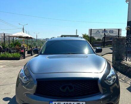 Сірий Інфініті QX70, об'ємом двигуна 3.7 л та пробігом 0 тис. км за 19000 $, фото 4 на Automoto.ua