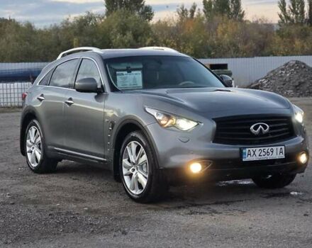 Серый Инфинити QX70, объемом двигателя 3.7 л и пробегом 82 тыс. км за 19400 $, фото 16 на Automoto.ua