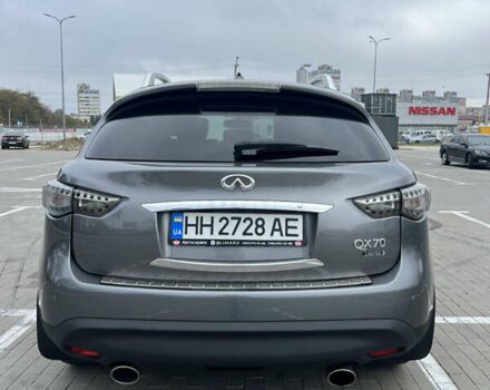 Серый Инфинити QX70, объемом двигателя 3.7 л и пробегом 124 тыс. км за 24000 $, фото 1 на Automoto.ua