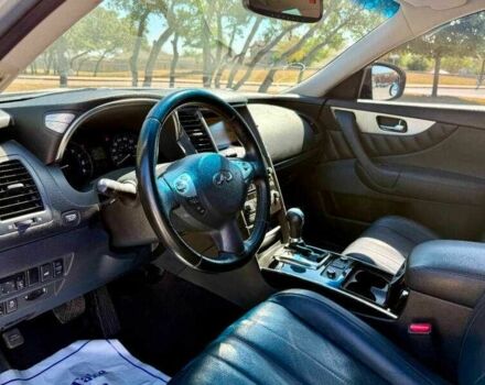 Сірий Інфініті QX70, об'ємом двигуна 3.7 л та пробігом 44 тис. км за 3000 $, фото 4 на Automoto.ua