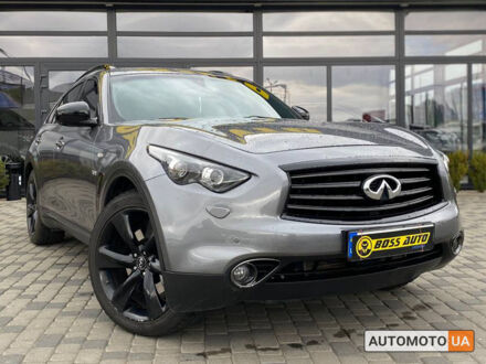 Инфинити QX70 2015 в Мукачеве на Automoto.ua Серый Инфинити QX70, объемом двигателя 3 л и пробегом 209 тыс. км за 24800 $, фото 1 на Automoto.ua