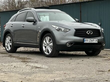 Серый Инфинити QX70, объемом двигателя 3.7 л и пробегом 82 тыс. км за 18999 $, фото 1 на Automoto.ua