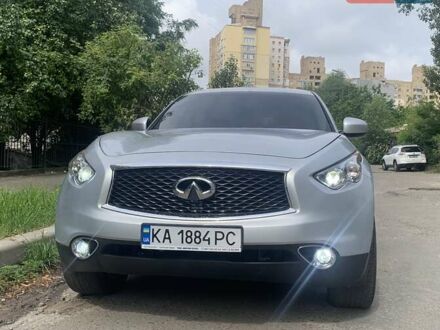 Сірий Інфініті QX70, об'ємом двигуна 3.7 л та пробігом 146 тис. км за 17500 $, фото 1 на Automoto.ua
