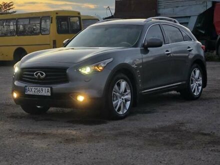 Серый Инфинити QX70, объемом двигателя 3.7 л и пробегом 82 тыс. км за 19400 $, фото 1 на Automoto.ua