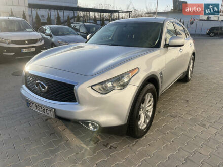 Серый Инфинити QX70, объемом двигателя 3.7 л и пробегом 120 тыс. км за 15800 $, фото 1 на Automoto.ua