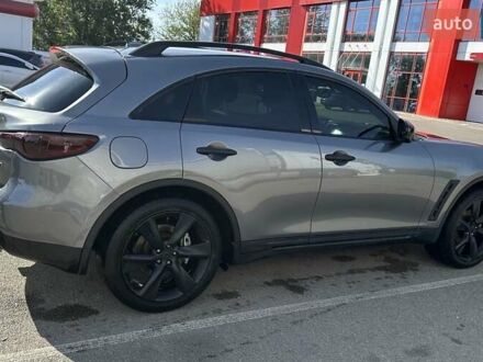 Сірий Інфініті QX70, об'ємом двигуна 3.7 л та пробігом 112 тис. км за 21500 $, фото 1 на Automoto.ua