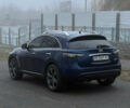 Синий Инфинити QX70, объемом двигателя 3.7 л и пробегом 95 тыс. км за 16800 $, фото 3 на Automoto.ua