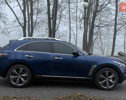Синий Инфинити QX70, объемом двигателя 3.7 л и пробегом 95 тыс. км за 16800 $, фото 6 на Automoto.ua