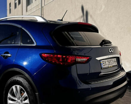 Синий Инфинити QX70, объемом двигателя 3.7 л и пробегом 125 тыс. км за 15200 $, фото 32 на Automoto.ua