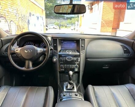 Синий Инфинити QX70, объемом двигателя 3.7 л и пробегом 197 тыс. км за 15555 $, фото 19 на Automoto.ua