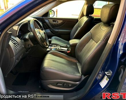 Синій Інфініті QX70, об'ємом двигуна 3.7 л та пробігом 197 тис. км за 15555 $, фото 5 на Automoto.ua