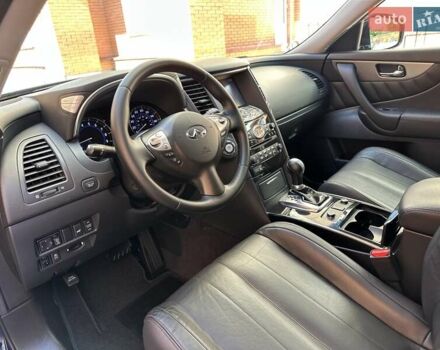 Синий Инфинити QX70, объемом двигателя 3.7 л и пробегом 197 тыс. км за 15555 $, фото 13 на Automoto.ua