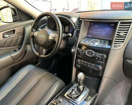 Синий Инфинити QX70, объемом двигателя 3.7 л и пробегом 197 тыс. км за 15555 $, фото 2 на Automoto.ua