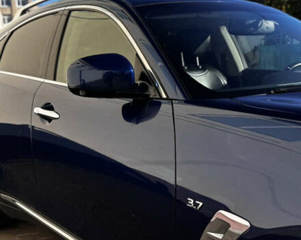 Синий Инфинити QX70, объемом двигателя 3.7 л и пробегом 125 тыс. км за 15200 $, фото 35 на Automoto.ua
