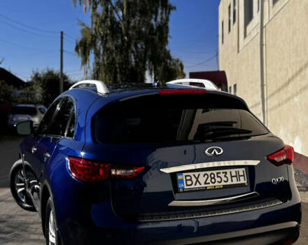 Синий Инфинити QX70, объемом двигателя 3.7 л и пробегом 125 тыс. км за 15200 $, фото 33 на Automoto.ua