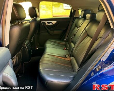 Синій Інфініті QX70, об'ємом двигуна 3.7 л та пробігом 197 тис. км за 15555 $, фото 6 на Automoto.ua