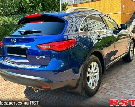 Синій Інфініті QX70, об'ємом двигуна 3.7 л та пробігом 197 тис. км за 15555 $, фото 2 на Automoto.ua