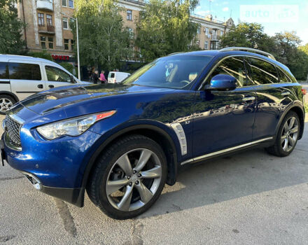 Синий Инфинити QX70, объемом двигателя 3.7 л и пробегом 160 тыс. км за 23900 $, фото 2 на Automoto.ua