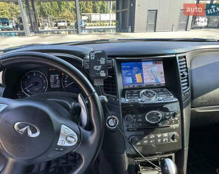 Синий Инфинити QX70, объемом двигателя 2.99 л и пробегом 182 тыс. км за 23500 $, фото 14 на Automoto.ua