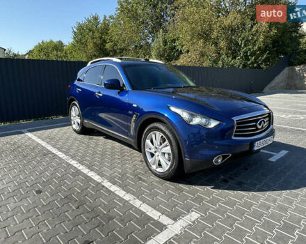 Синий Инфинити QX70, объемом двигателя 2.99 л и пробегом 182 тыс. км за 23500 $, фото 1 на Automoto.ua