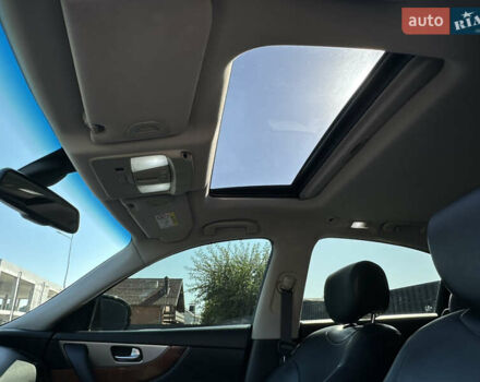 Синий Инфинити QX70, объемом двигателя 2.99 л и пробегом 182 тыс. км за 23500 $, фото 16 на Automoto.ua