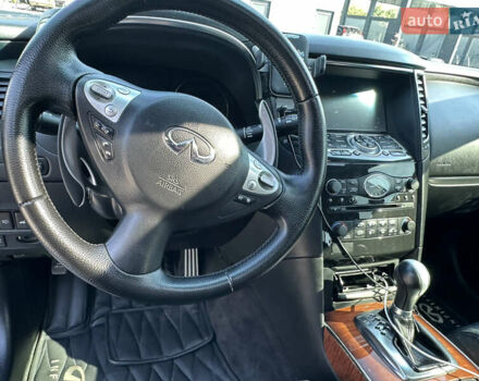 Синий Инфинити QX70, объемом двигателя 2.99 л и пробегом 182 тыс. км за 23500 $, фото 19 на Automoto.ua