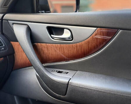 Синий Инфинити QX70, объемом двигателя 2.99 л и пробегом 117 тыс. км за 25300 $, фото 23 на Automoto.ua