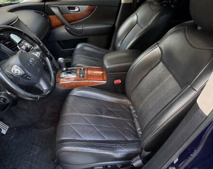 Синий Инфинити QX70, объемом двигателя 2.99 л и пробегом 117 тыс. км за 25300 $, фото 15 на Automoto.ua