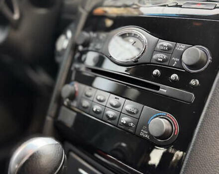 Синий Инфинити QX70, объемом двигателя 2.99 л и пробегом 117 тыс. км за 25300 $, фото 9 на Automoto.ua