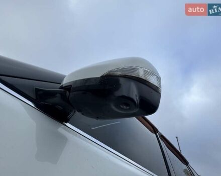 Білий Інфініті QX80, об'ємом двигуна 5.55 л та пробігом 201 тис. км за 17999 $, фото 44 на Automoto.ua