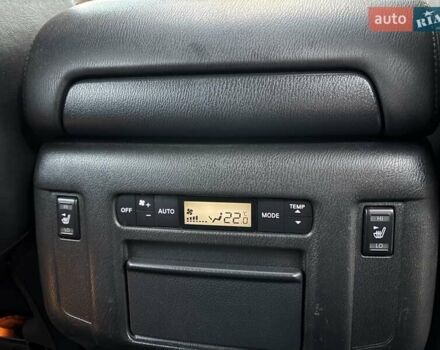 Белый Инфинити QX80, объемом двигателя 5.6 л и пробегом 202 тыс. км за 18800 $, фото 19 на Automoto.ua