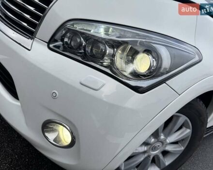 Білий Інфініті QX80, об'ємом двигуна 5.55 л та пробігом 201 тис. км за 17999 $, фото 42 на Automoto.ua