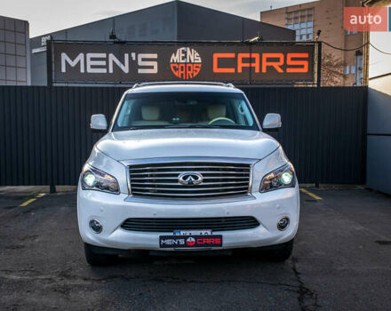 Белый Инфинити QX80, объемом двигателя 5.55 л и пробегом 81 тыс. км за 25000 $, фото 2 на Automoto.ua