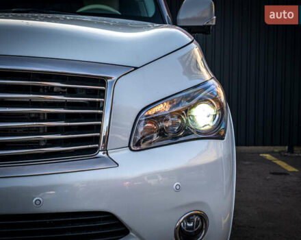Белый Инфинити QX80, объемом двигателя 5.55 л и пробегом 81 тыс. км за 25000 $, фото 11 на Automoto.ua
