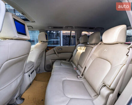 Белый Инфинити QX80, объемом двигателя 5.55 л и пробегом 81 тыс. км за 25000 $, фото 28 на Automoto.ua