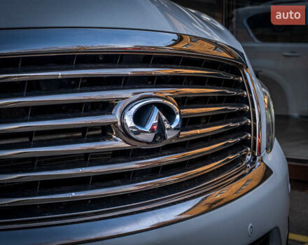 Белый Инфинити QX80, объемом двигателя 5.55 л и пробегом 81 тыс. км за 25000 $, фото 15 на Automoto.ua