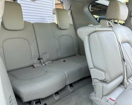Белый Инфинити QX80, объемом двигателя 5.55 л и пробегом 48 тыс. км за 29900 $, фото 49 на Automoto.ua