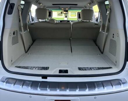 Белый Инфинити QX80, объемом двигателя 5.55 л и пробегом 48 тыс. км за 29900 $, фото 45 на Automoto.ua