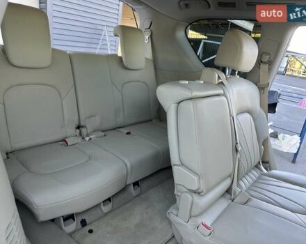 Белый Инфинити QX80, объемом двигателя 5.55 л и пробегом 48 тыс. км за 29900 $, фото 50 на Automoto.ua