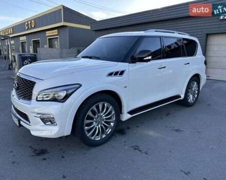 Белый Инфинити QX80, объемом двигателя 5.55 л и пробегом 48 тыс. км за 29900 $, фото 3 на Automoto.ua