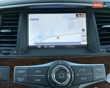 Белый Инфинити QX80, объемом двигателя 5.55 л и пробегом 48 тыс. км за 29900 $, фото 32 на Automoto.ua