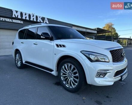 Белый Инфинити QX80, объемом двигателя 5.55 л и пробегом 48 тыс. км за 29900 $, фото 15 на Automoto.ua