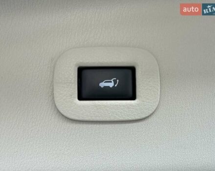 Белый Инфинити QX80, объемом двигателя 5.55 л и пробегом 48 тыс. км за 29900 $, фото 44 на Automoto.ua