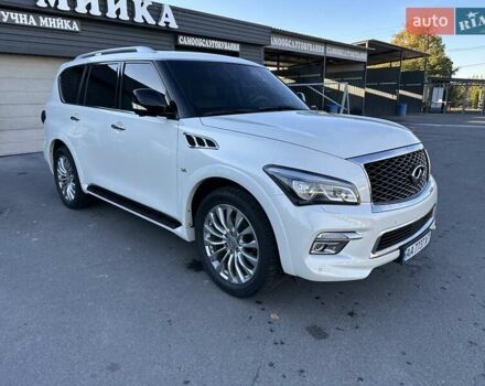 Белый Инфинити QX80, объемом двигателя 5.55 л и пробегом 48 тыс. км за 29900 $, фото 6 на Automoto.ua