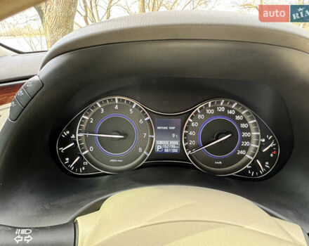 Белый Инфинити QX80, объемом двигателя 5.6 л и пробегом 162 тыс. км за 28800 $, фото 13 на Automoto.ua