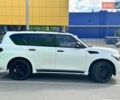 Белый Инфинити QX80, объемом двигателя 5.55 л и пробегом 44 тыс. км за 33000 $, фото 2 на Automoto.ua
