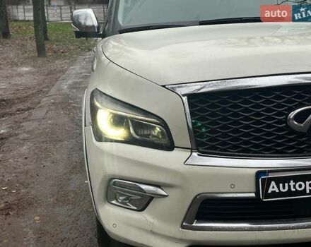 Белый Инфинити QX80, объемом двигателя 5.6 л и пробегом 172 тыс. км за 22990 $, фото 3 на Automoto.ua