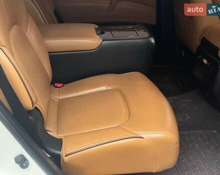 Белый Инфинити QX80, объемом двигателя 5.6 л и пробегом 172 тыс. км за 22990 $, фото 31 на Automoto.ua