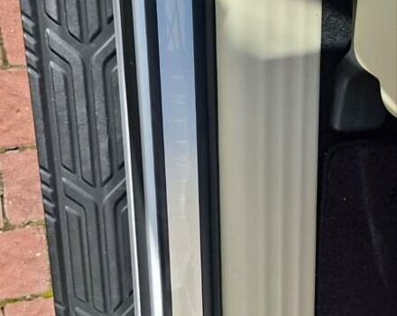 Белый Инфинити QX80, объемом двигателя 5.6 л и пробегом 75 тыс. км за 44000 $, фото 29 на Automoto.ua