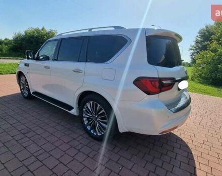 Белый Инфинити QX80, объемом двигателя 5.6 л и пробегом 75 тыс. км за 44000 $, фото 7 на Automoto.ua
